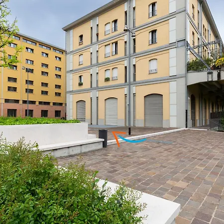 Suzzani 96 - Bicocca Area ミラノ