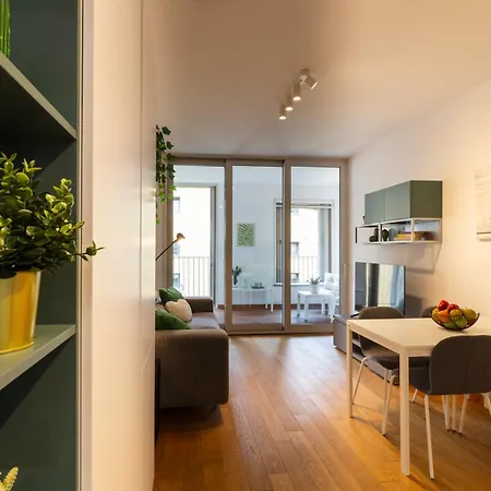 Apartment Suzzani 96 - Bicocca Area *